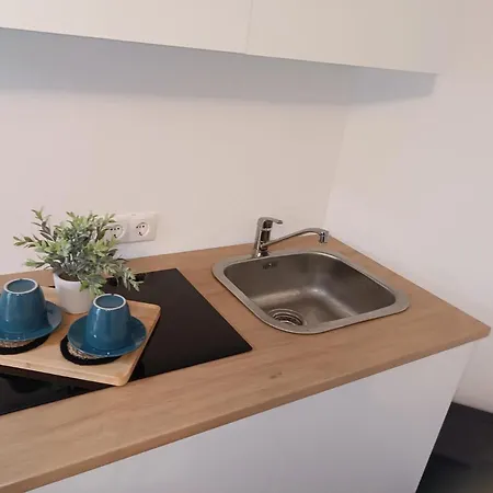 Cozy Apartment Mit Wifi, Aufzug & Kostenlos Parken El-Living Augsburg Exterior photo
