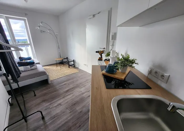 Cozy Apartment Mit Wifi, Aufzug & Kostenlos Parken El-Living