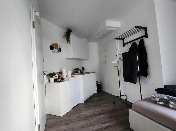 Cozy Apartment Mit Wifi, Aufzug & Kostenlos Parken El-Living